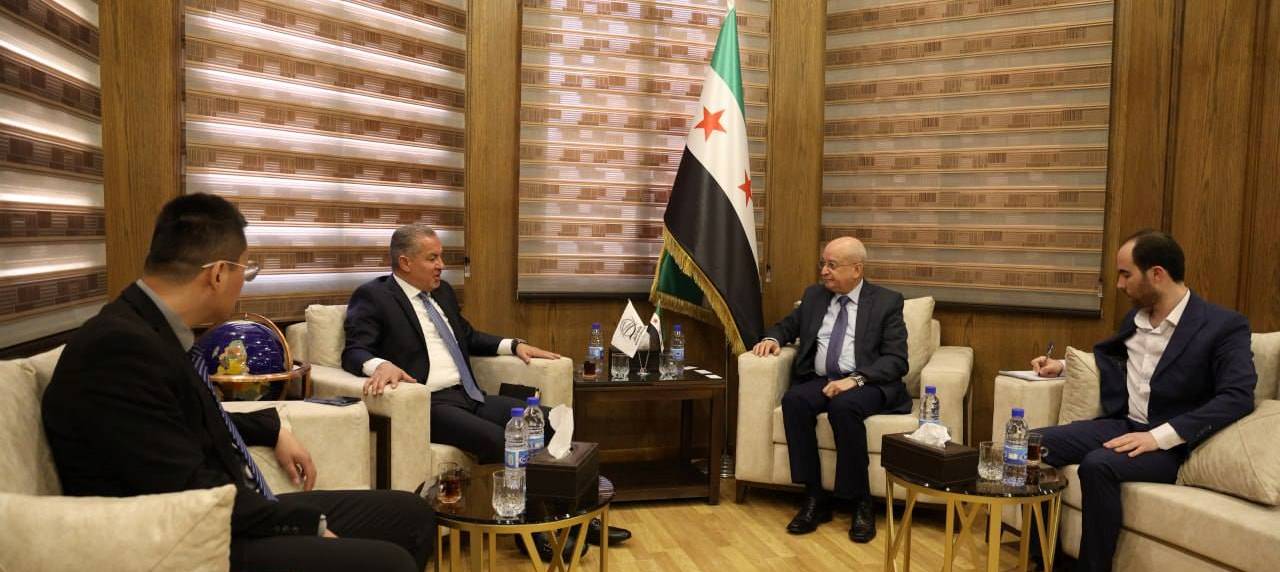 الوزير بدر يبحث مع وفدين استثماريين أردنيين فرص التعاون في قطاع النقل